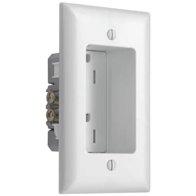 Legrand Pass & Seymour R885TRWCC6 – 15 Amp 125V Recessed Tamper-Resistant Duplex Outlet