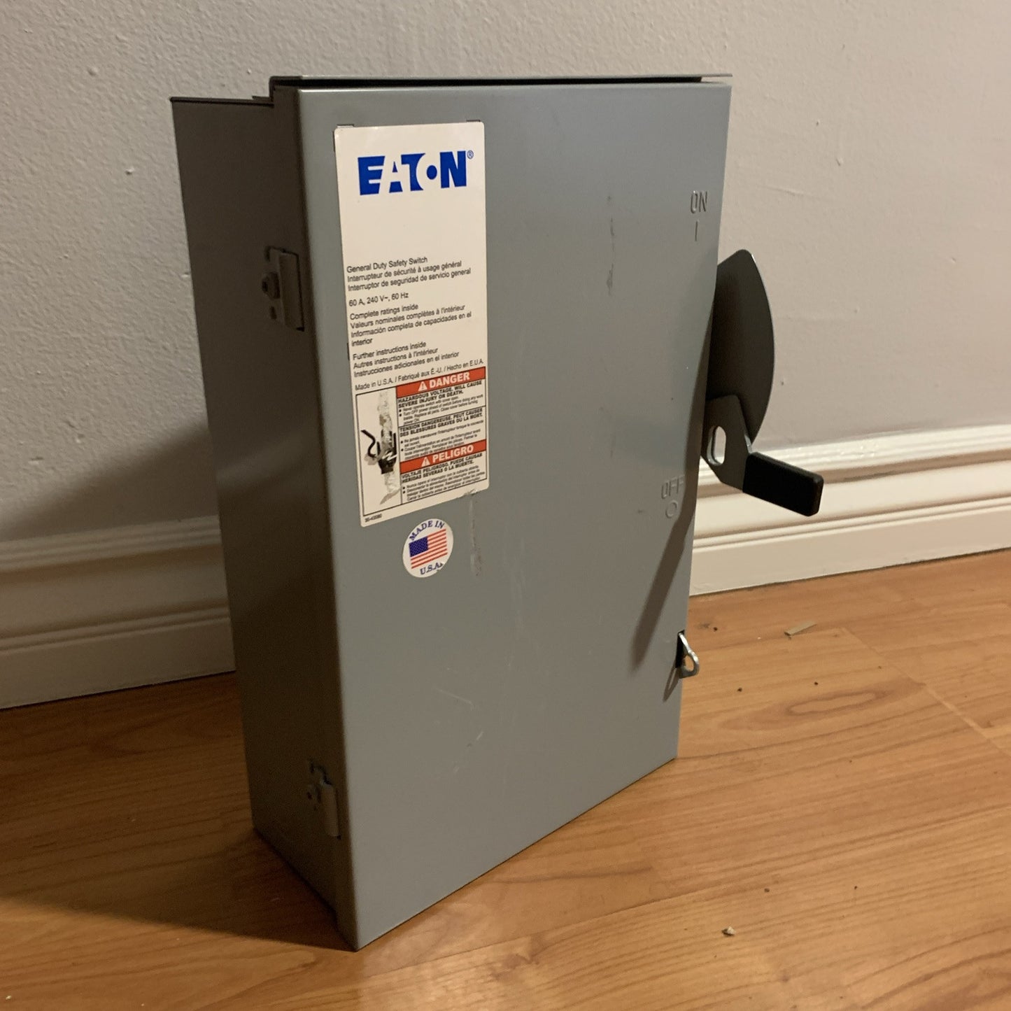 EATON DG222NRB GENERAL DUTY SAFETY SWITCH