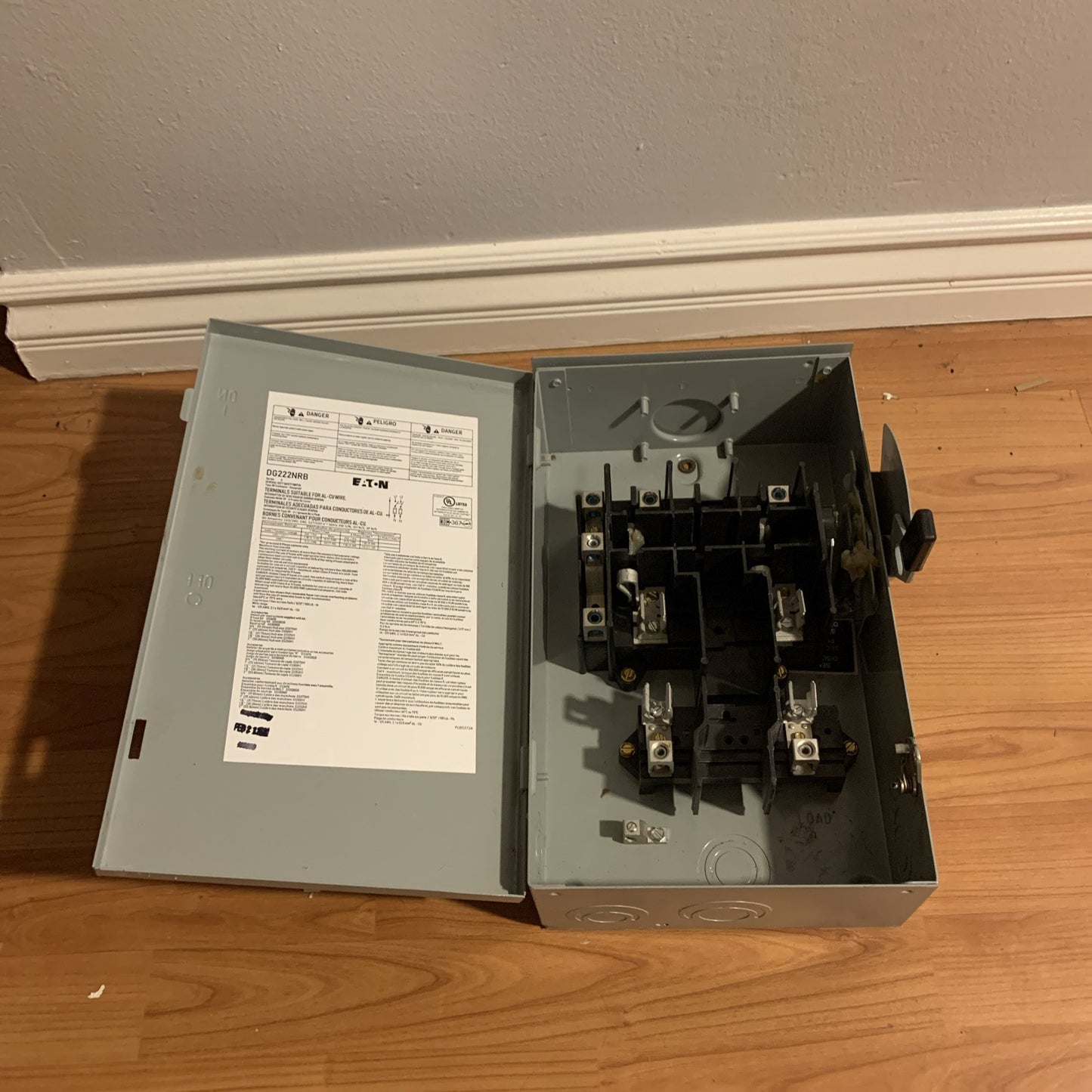 EATON DG222NRB GENERAL DUTY SAFETY SWITCH