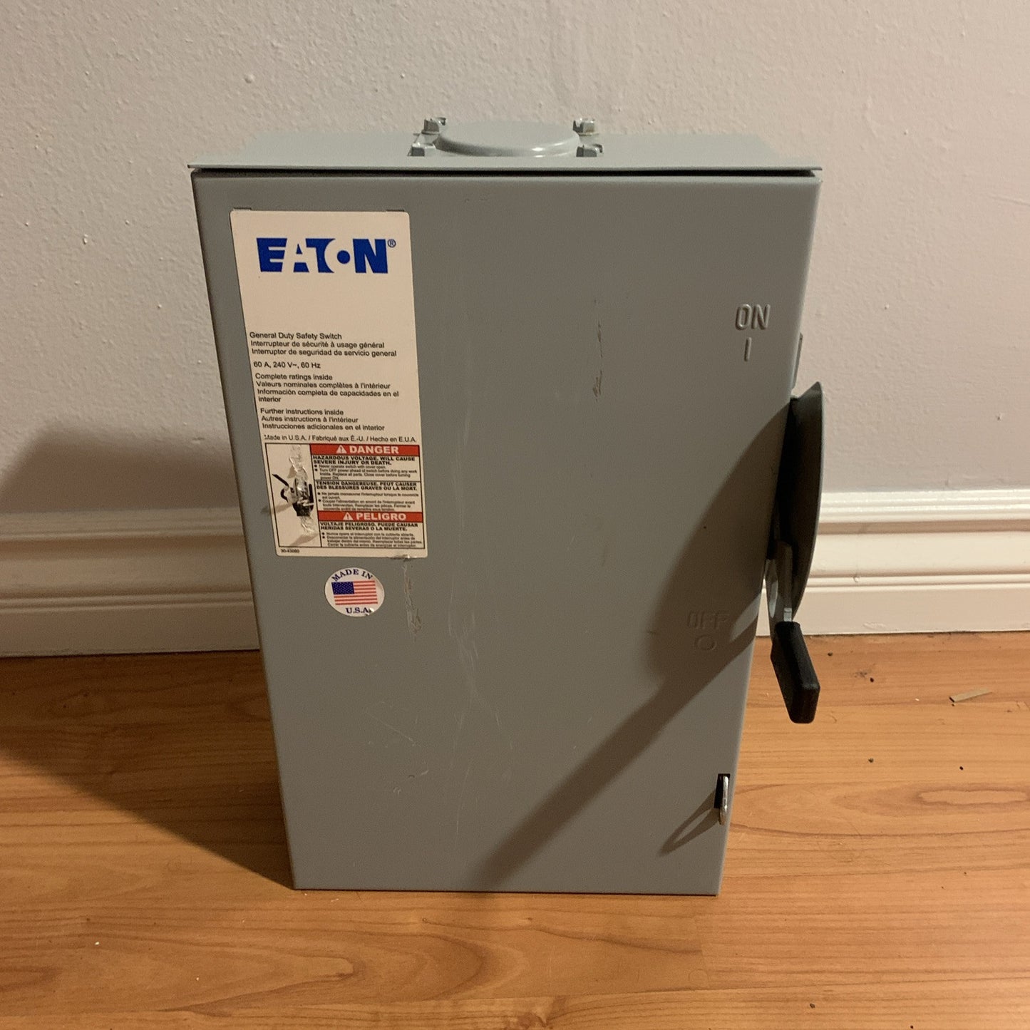 EATON DG222NRB GENERAL DUTY SAFETY SWITCH