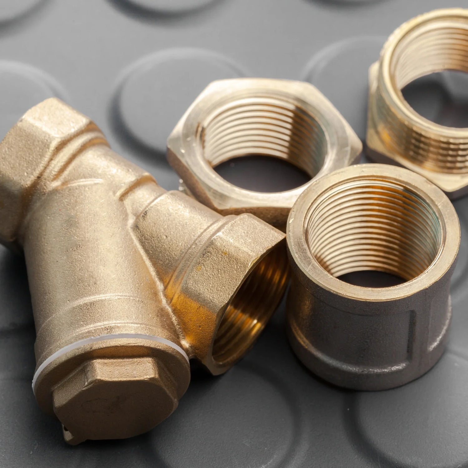 Conduit Fittings & Raceway Accessories