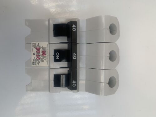 Circuit breaker, Stab-Lok, 40A, 3 pole, 240VAC, 10kA, plug in mount